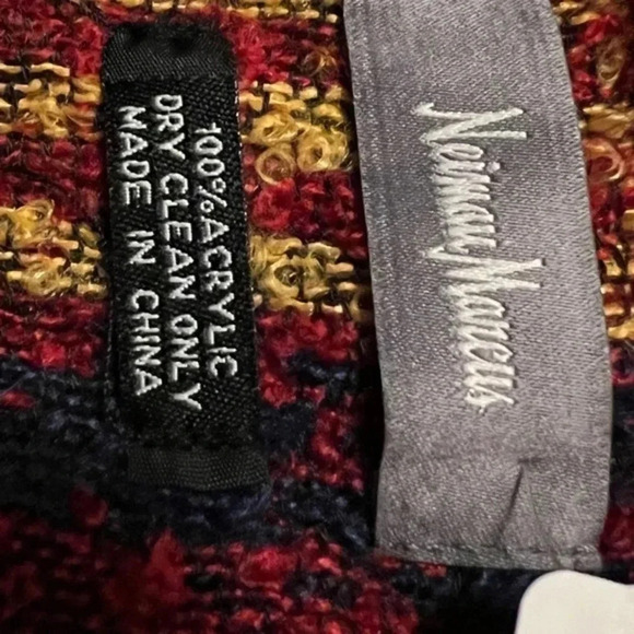 BNWT Neimam Marcus Blanket Scarf/Wrap - Picture 2 of 2